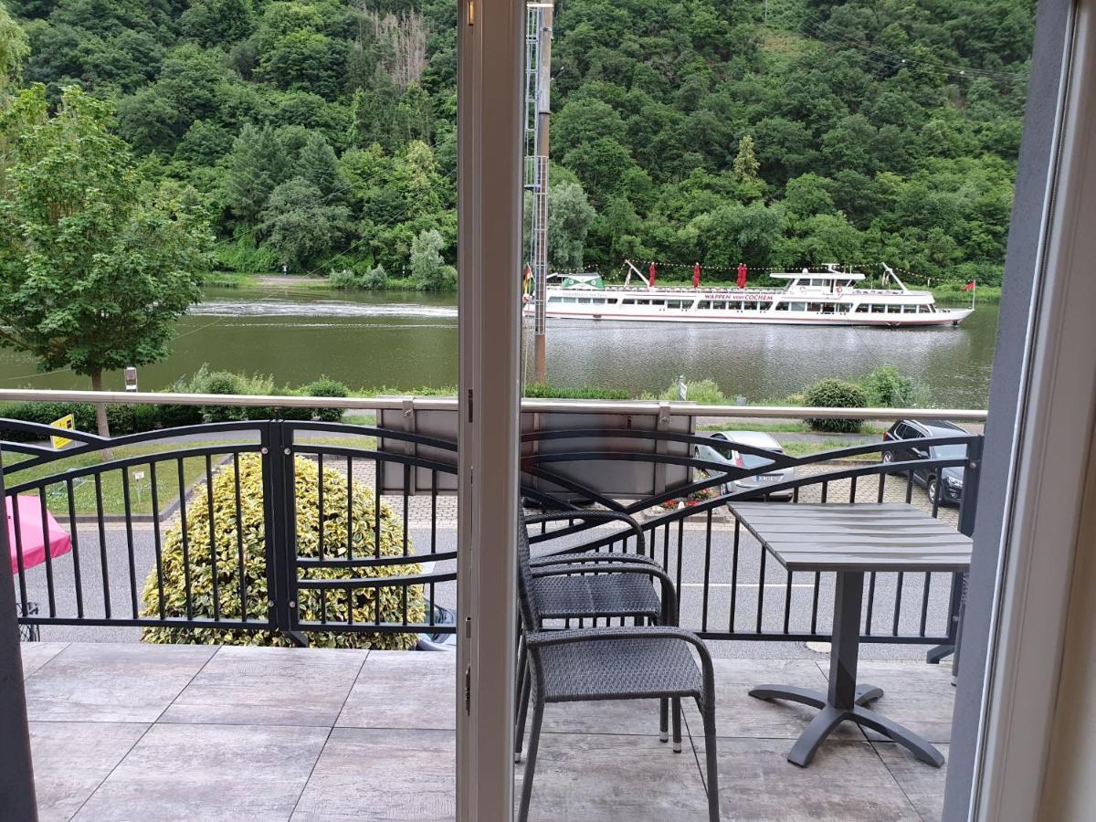 Ferienwohnung Am Fluss Klotten Exterior photo